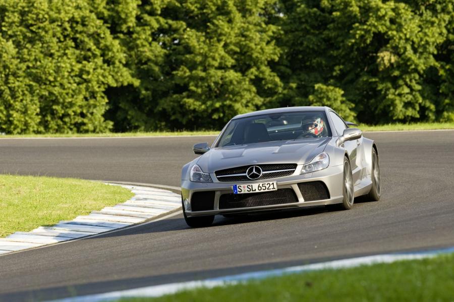 Mercedes-Benz SL65 AMG 2009 года  (фото 45 из 89)